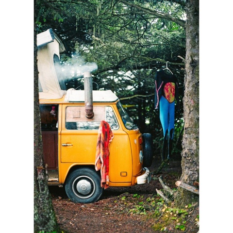 Książka Hit The Road: Vans, Nomads nad Roadside Adventures