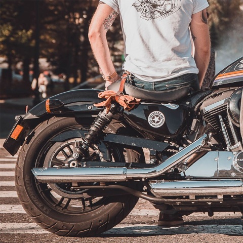 Skórzany pasek na rękawice motocyklowe