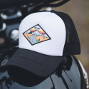czapka z daszkiem motocyklowa biało czarna get lost