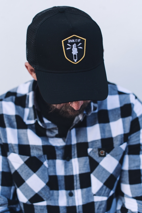 czapka-trucker-czarna-spark-it-up.jpg